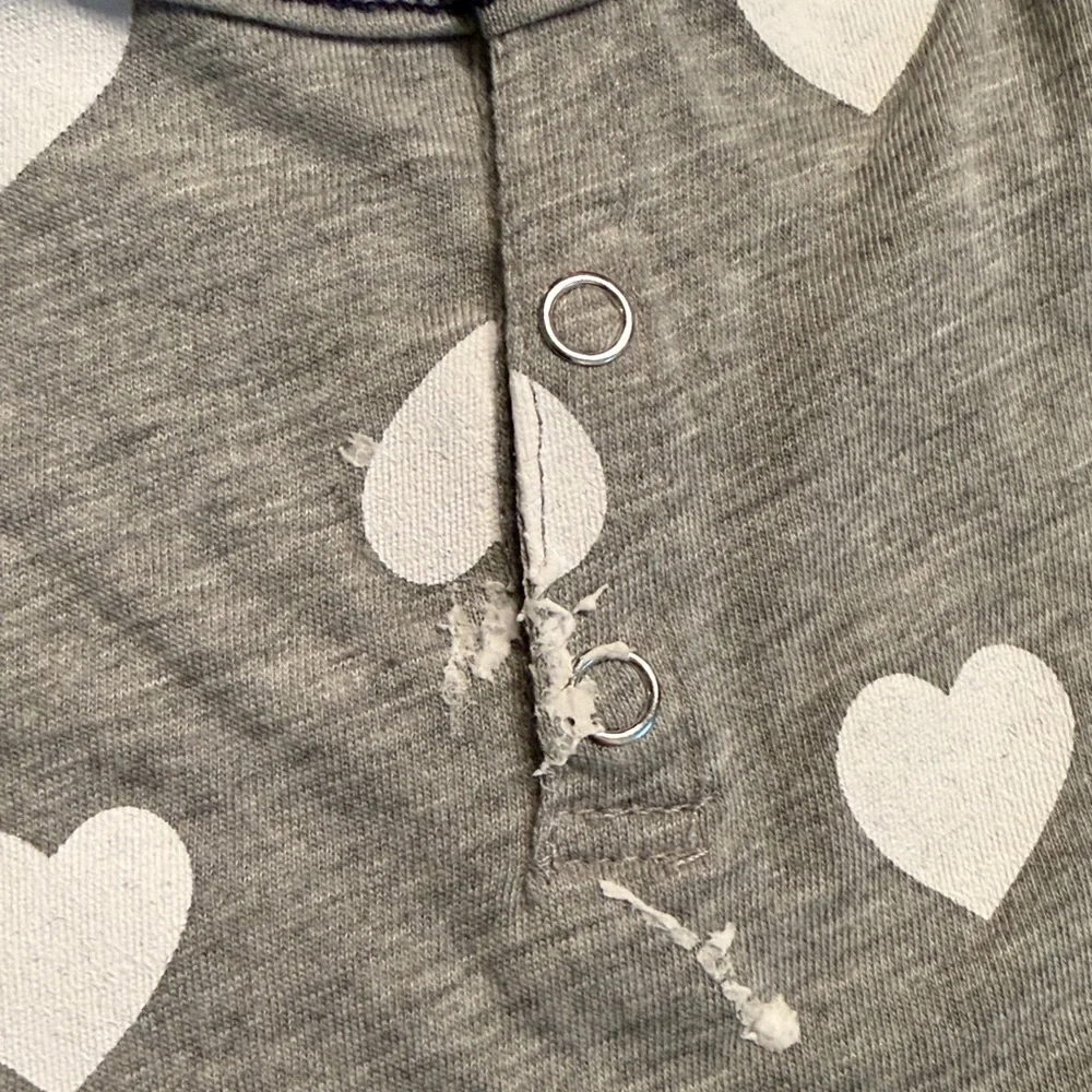 Gray Yankees Baby Dress with Heart Pattern - Picture 4 of 4